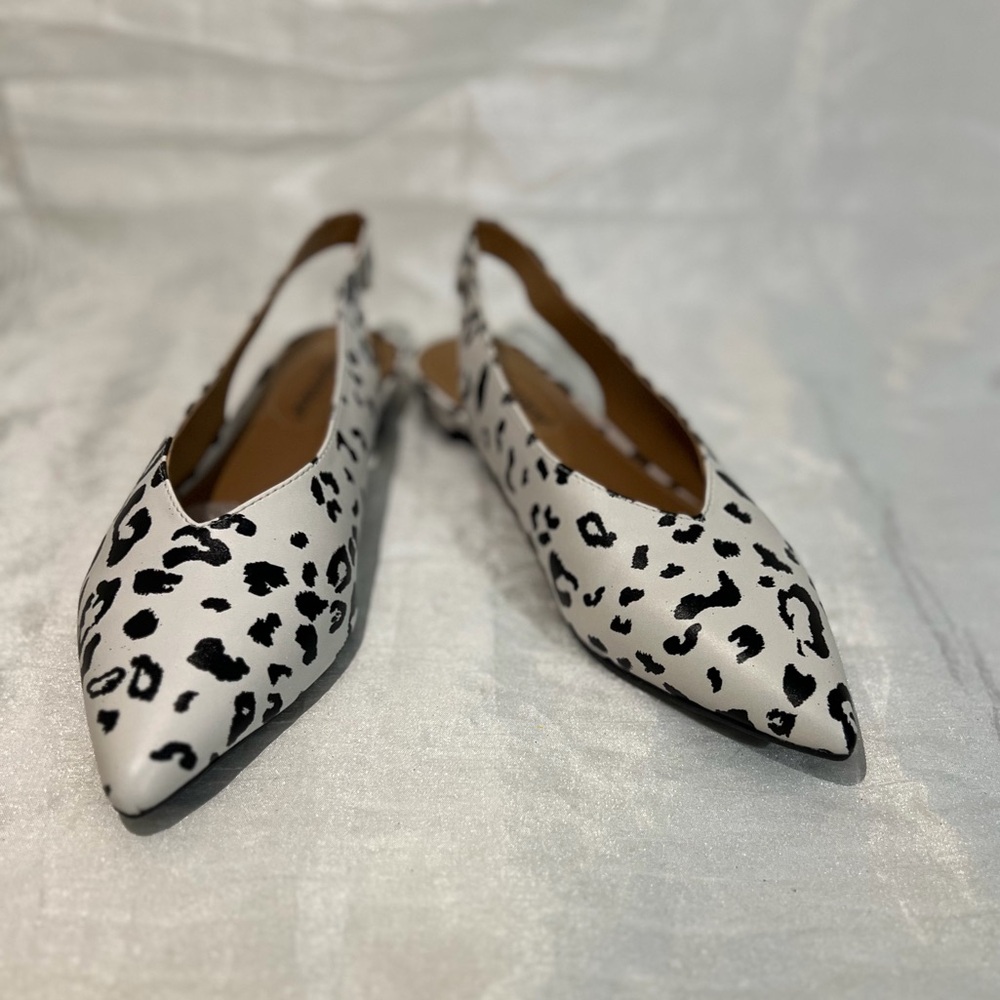 Comfortview Leopard Print Slingback Flats Size 7 Pointed Toe Animal Print